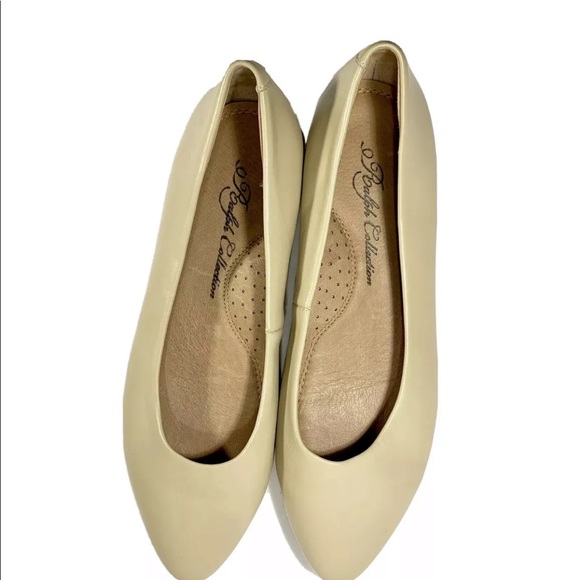 ☀️ Nude flats Ralph Collection Size 6.5 rhinestone - Picture 4 of 8